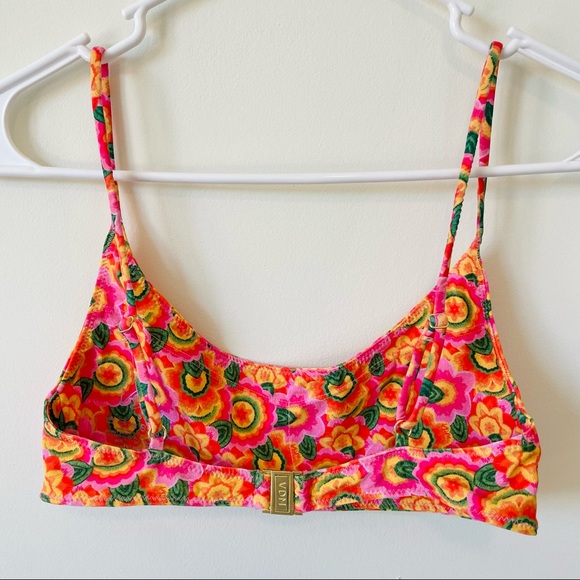 VDM the Label Sienna Mod Floral Bikini Top Size: Small - Picture 2 of 16